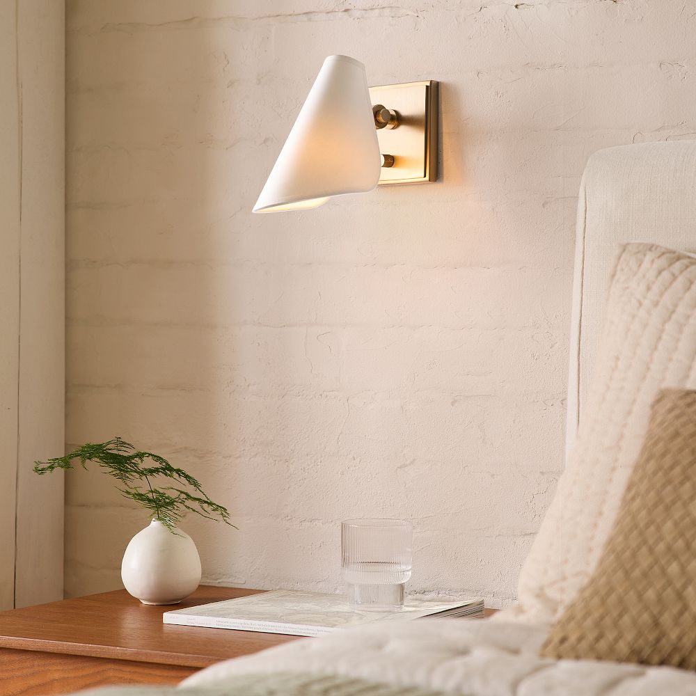 Zayn 1-Light Sconce (7") by West Elm