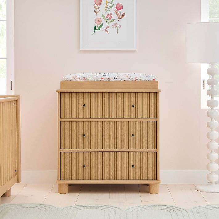 その他 Narrow Dresser Featuring Table Lighting Elora Narrow 4-Drawer Changing Table 36