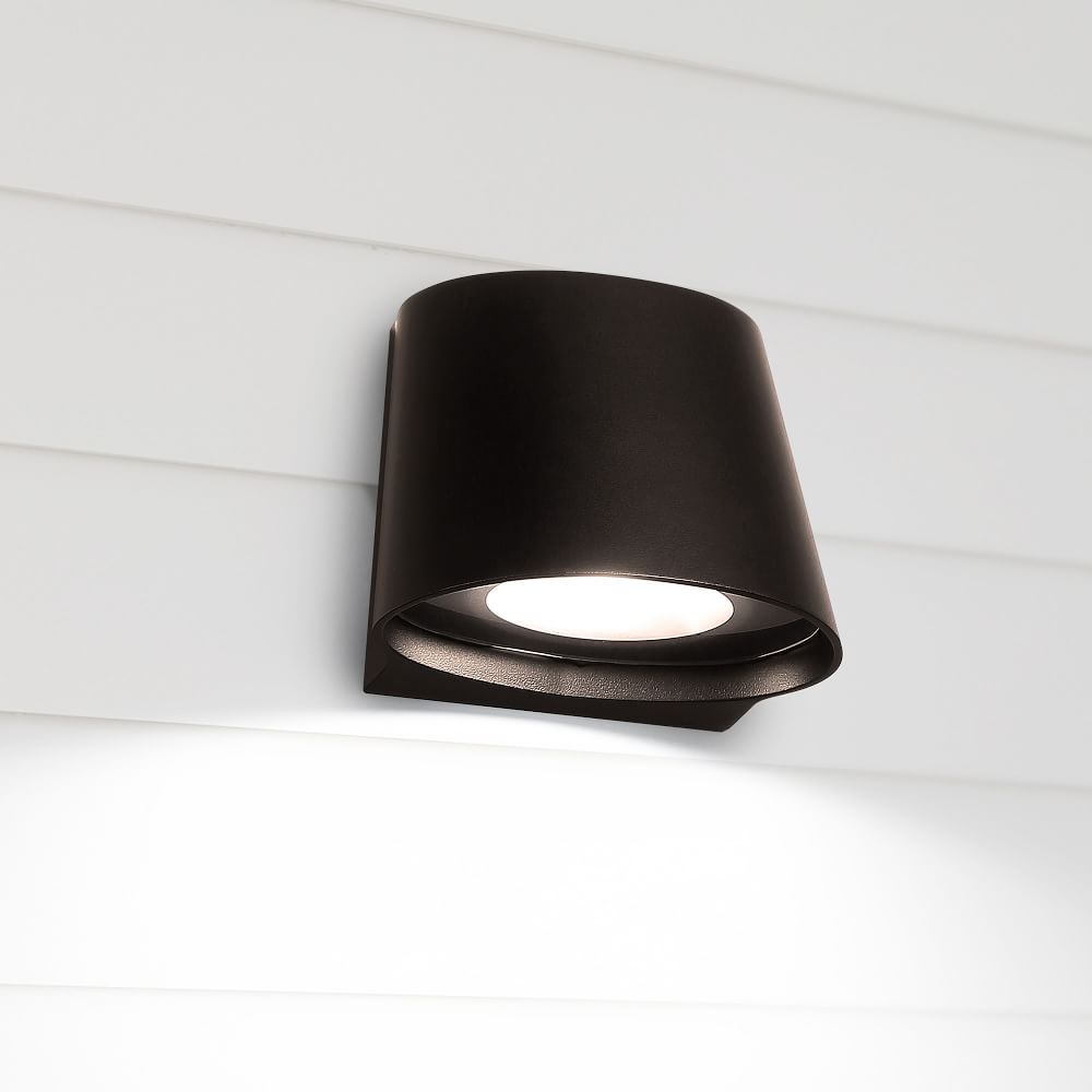 Tapered Indoor/Outdoor LED Sconce (6") by West Elm