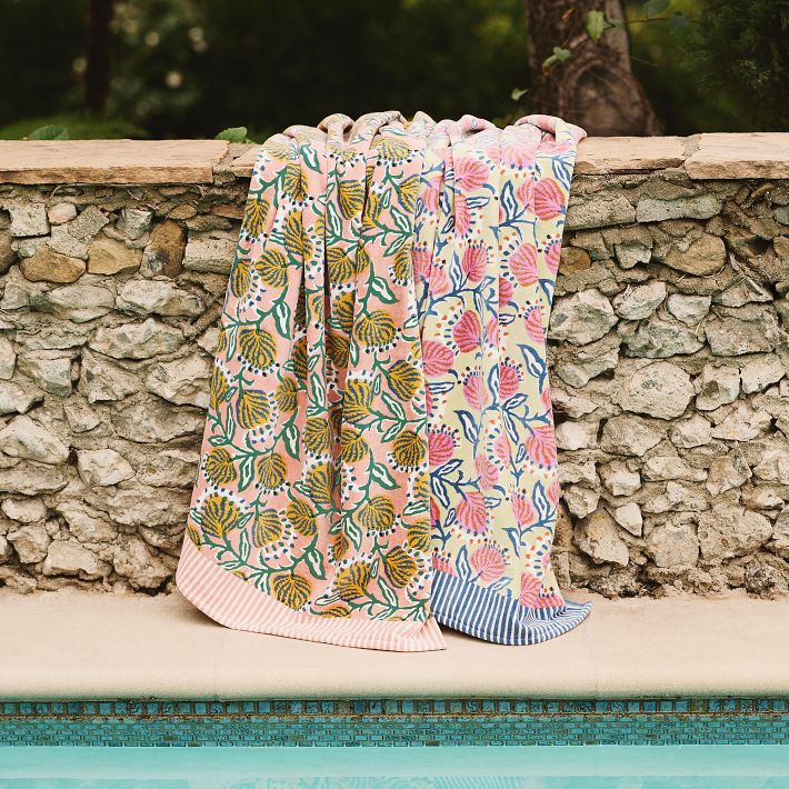 KITH Floral Stripe Beach Towel バスタオル Vine Floral Beach Towel, 100% Cotton | West Elm