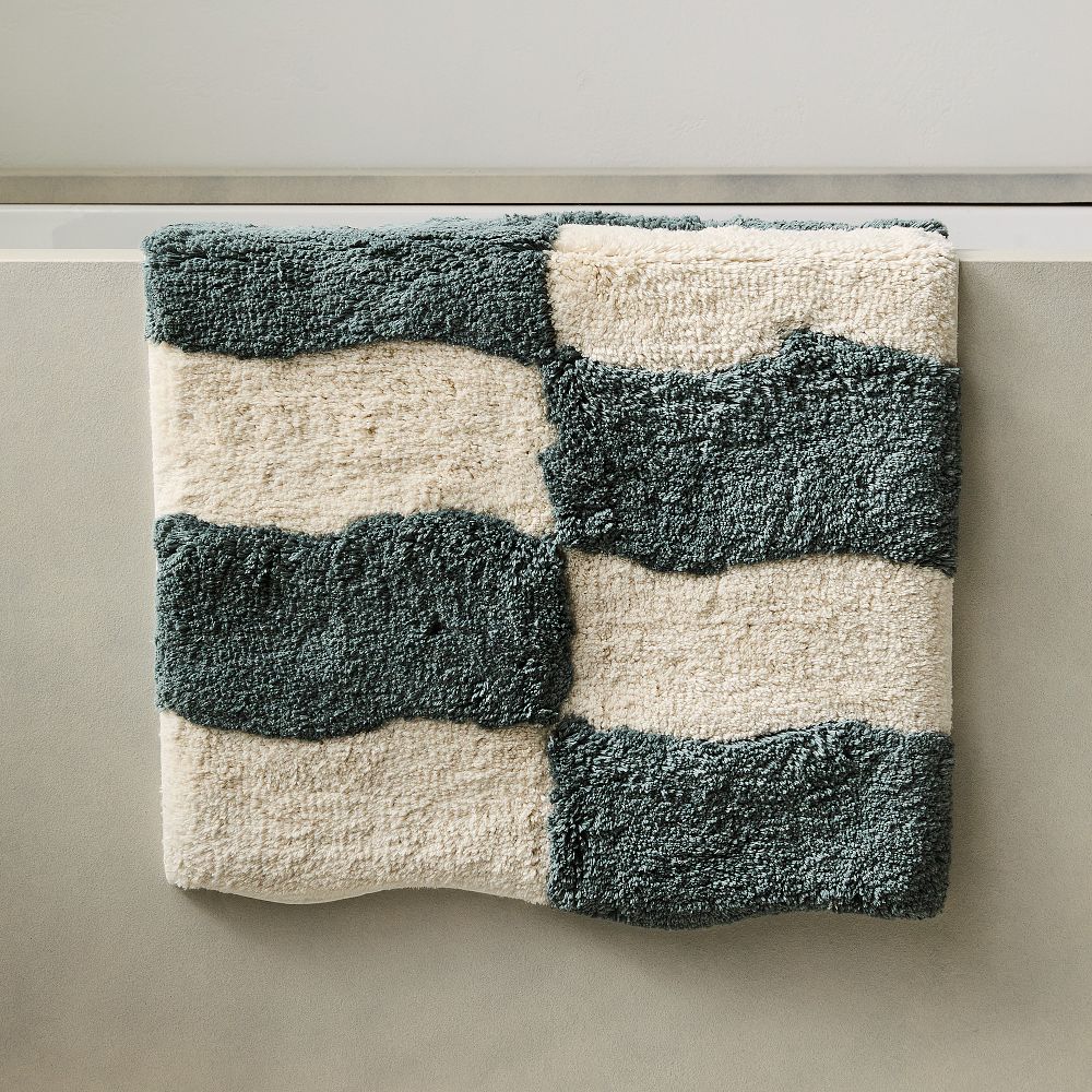 Wavy Blocks Bath Mat - Dark Aegean