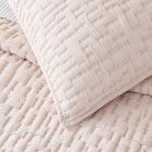 Textured Quilt &amp; Shams