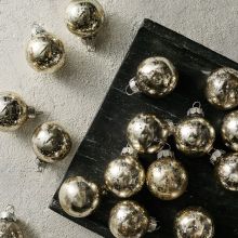 Ornaments &amp; Tree Decor