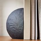 Bruke Bookend