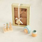 Wonder &amp; Wise Hello Baby Gift Set: 9&ndash;12 Months