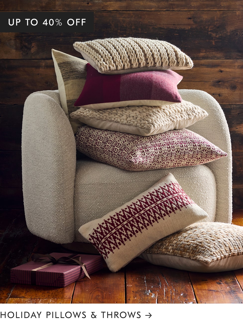 Holiday Pillows & Throws