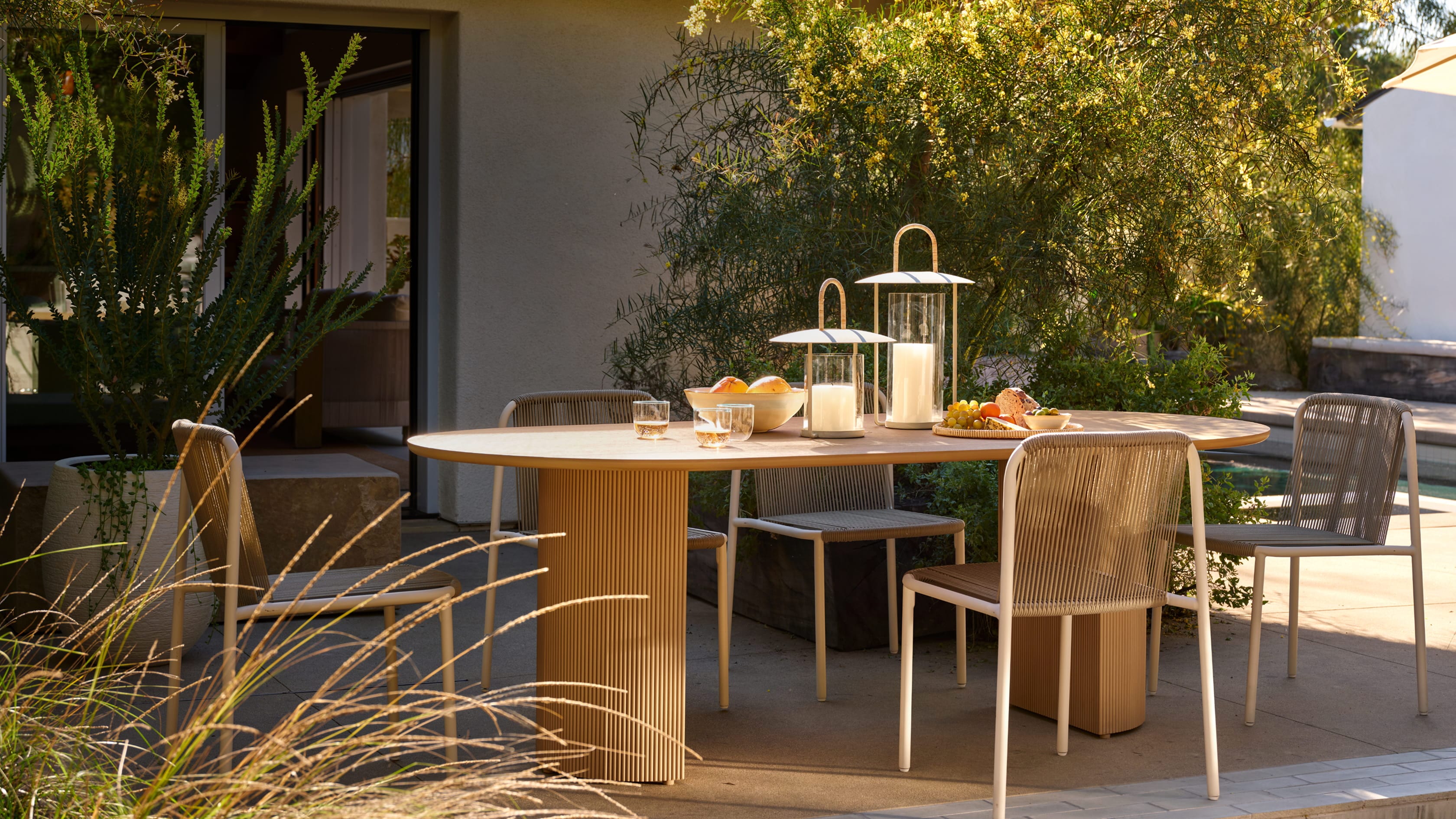 Outdoor Dining Furniture