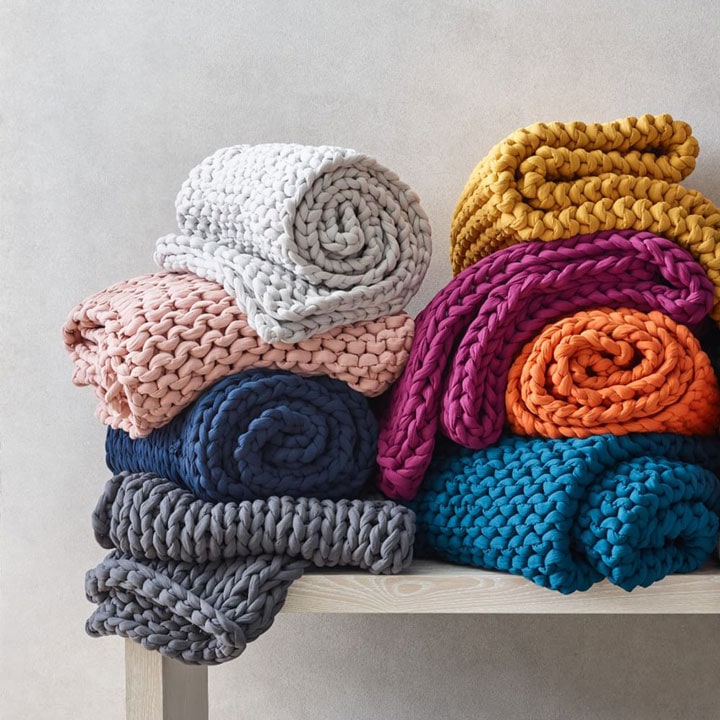 Cotton knit weighted blankets in different colors