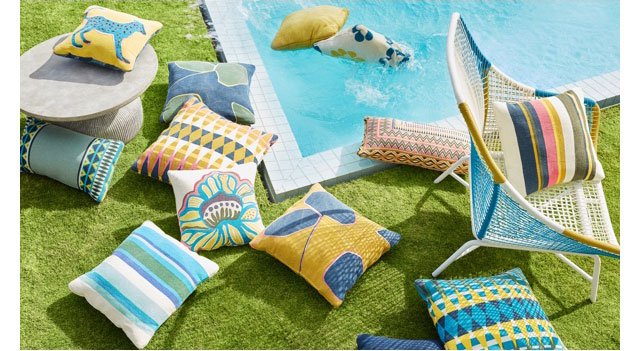 ACCESSORIZE THE OUTDOORS