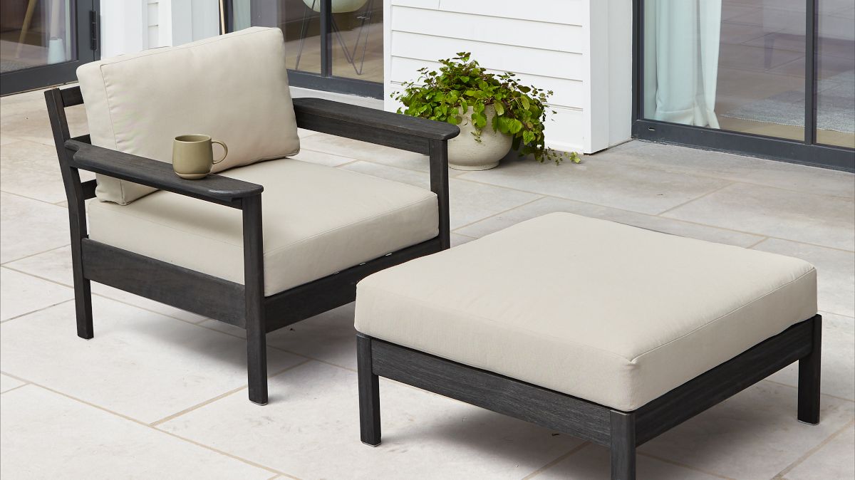 Outdoor ottoman deals table