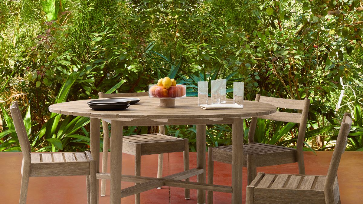 Hargrove Outdoor Round Dining Table 60 West Elm