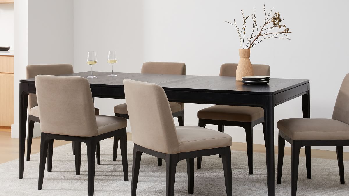 Parker Expandable Dining Table (60"–120")