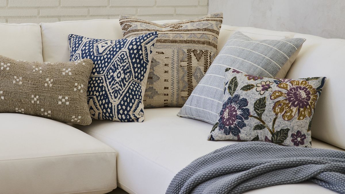 Pinwheel Linen Pillow Cover