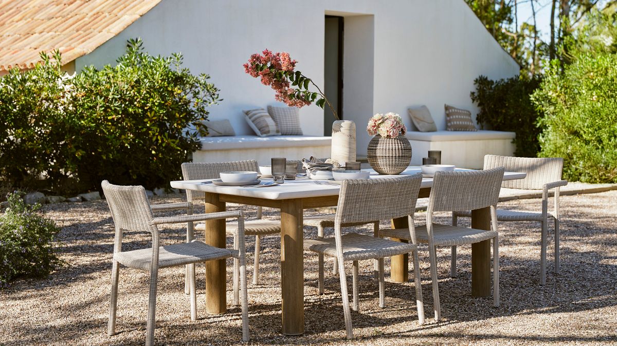 Cusco Outdoor Concrete Dining Table (76")