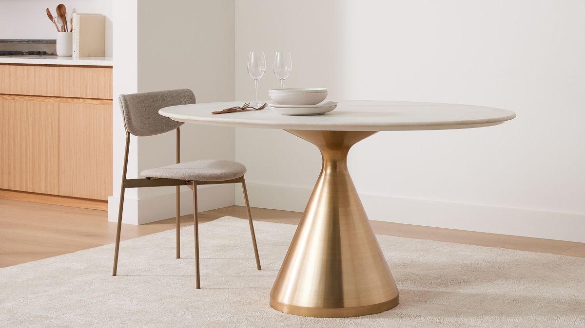 Silhouette Pedestal Marble Round Dining Table (48")