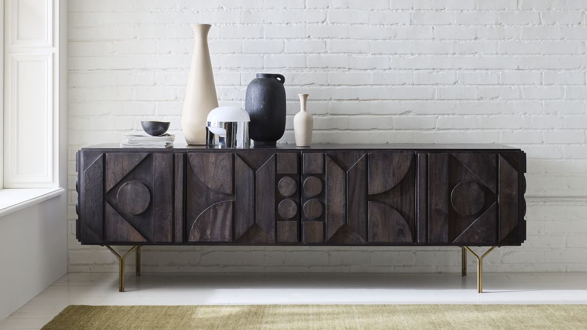 Pictograph Media Console (68
