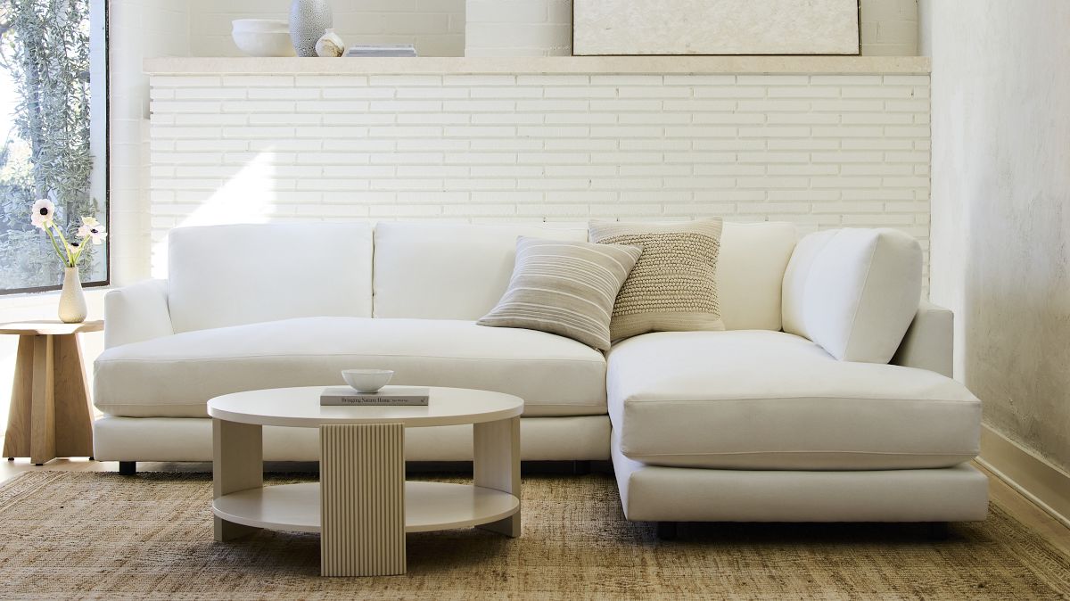 Haven 2-Piece Bumper Chaise Sectional (106"–113")