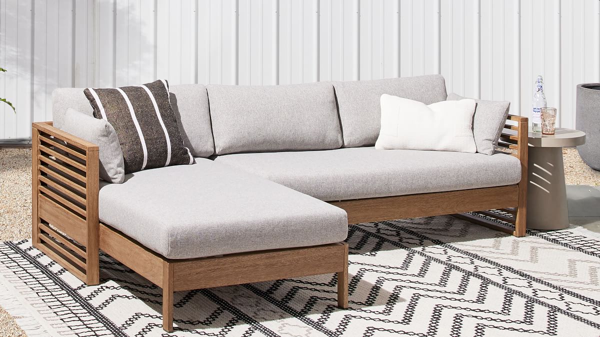 Santa Fe Slatted Outdoor 2-Piece Chaise Sectional (95