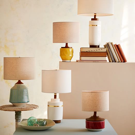 roar and rabbit table lamp