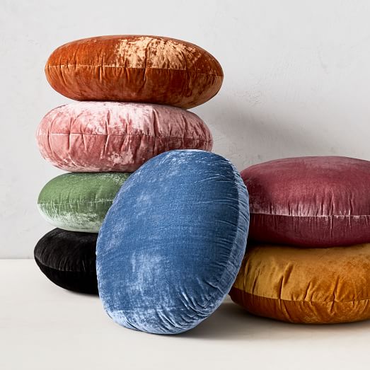 Round Lush Velvet Pillows