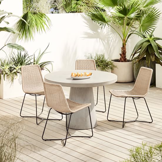 Krates 120cm Round Indoor Outdoor Concrete Dining Table