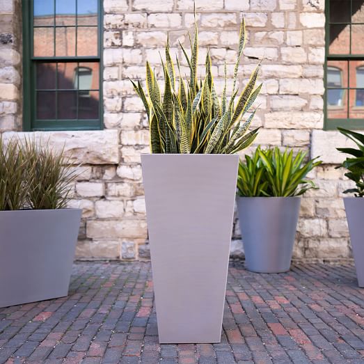 Veradek Curve Grooved Indoor/Outdoor Planter | West Elm