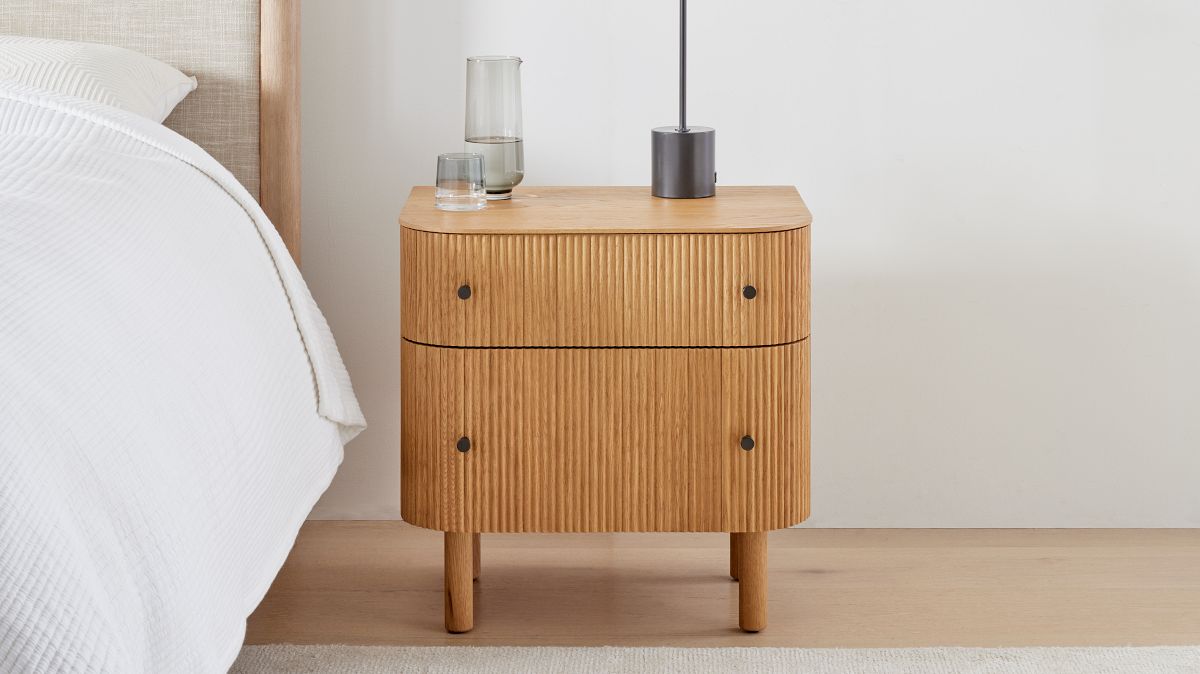 Ellington Nightstand (24.3