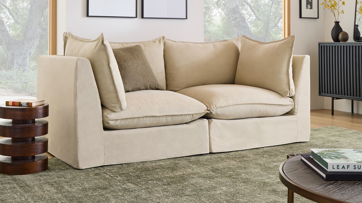 Bleecker Skirted Slipcover Modular Sofa (85"123") West Elm