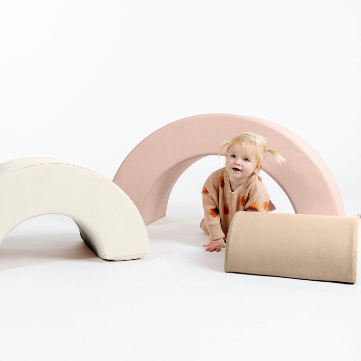 Gathre Tulle Arc Playset West Elm