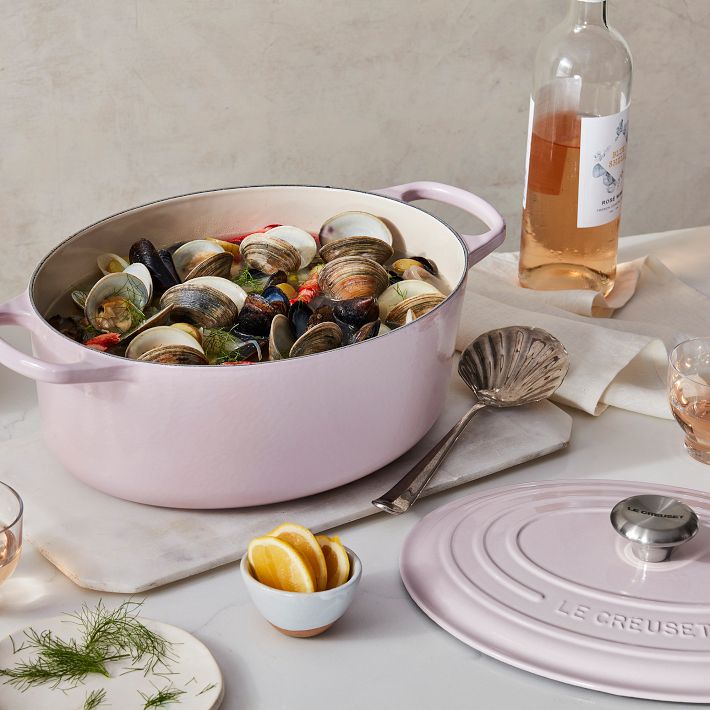 https://assets.weimgs.com/weimgs/rk/images/wcm/products/202320/0282/le-creuset-round-dutch-oven-2-o.jpg