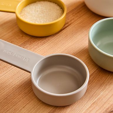 KitchenAid Classic Measuring Cups and Spoons 