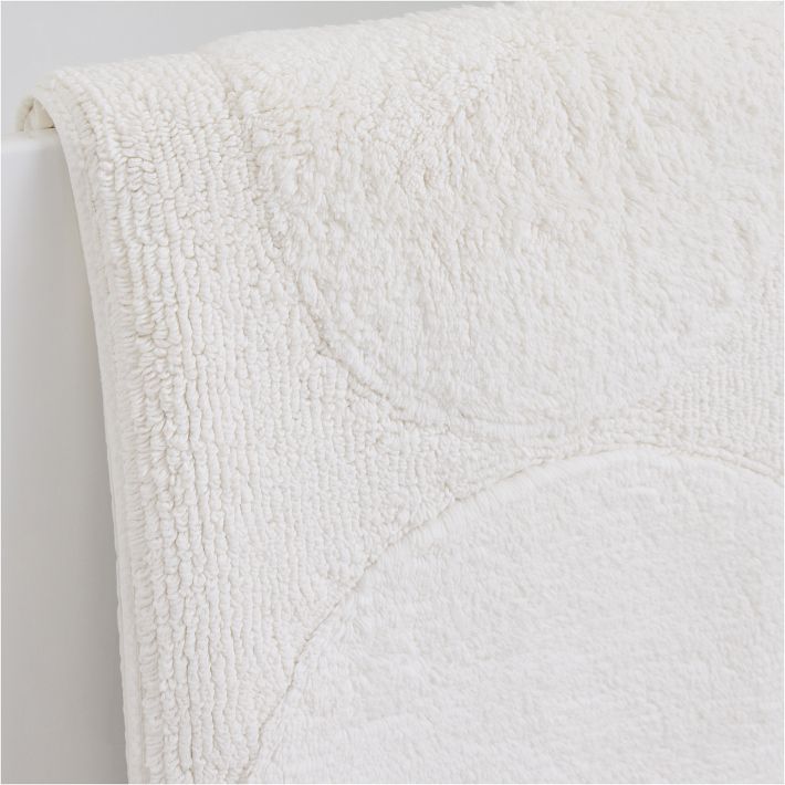 https://assets.weimgs.com/weimgs/rk/images/wcm/products/202329/0051/memory-foam-bath-mat-o.jpg