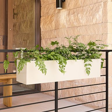 Extra-large Lightweight Planters—Where to Get Them & Benefits They Offer -  TerraCast Products