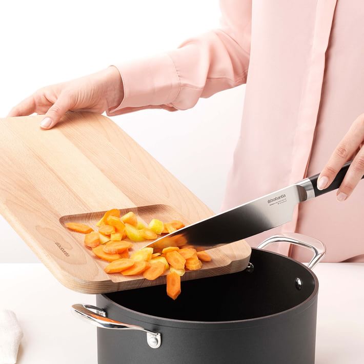 https://assets.weimgs.com/weimgs/rk/images/wcm/products/202330/0040/brabantia-wood-chopping-boards-set-of-3-o.jpg