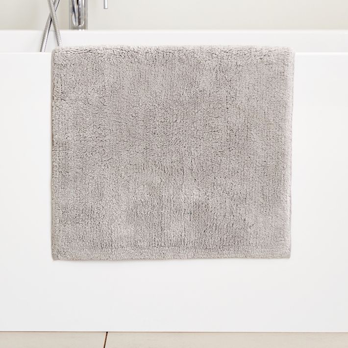https://assets.weimgs.com/weimgs/rk/images/wcm/products/202333/0020/classic-tufted-bath-mat-o.jpg