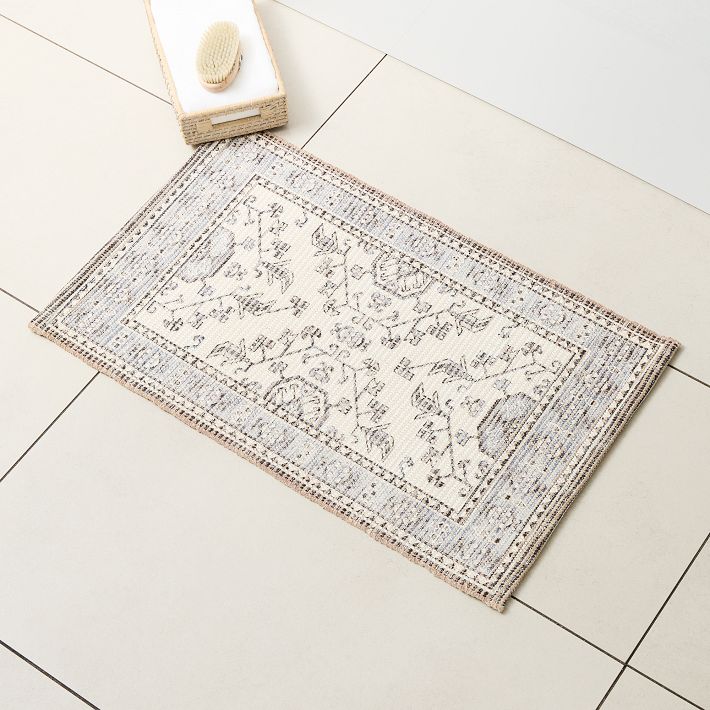 https://assets.weimgs.com/weimgs/rk/images/wcm/products/202336/0003/heirloom-bath-mat-o.jpg