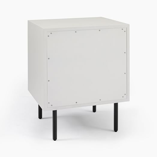 Quinn Closed 2-Drawer Nightstand (21”) | West Elm