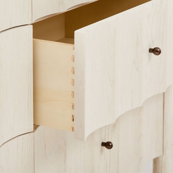 Scalloped 6Drawer Changing Table (56") West Elm