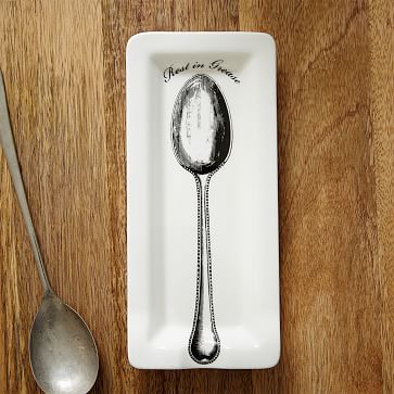 Funny spoon holders for sale at the Fish's Eddy at 889 Broadway in lower  Manhattan, New York City Stock Photo - Alamy