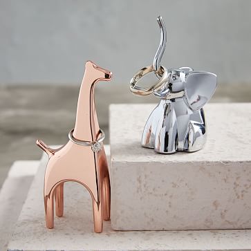 Animal ring store holder