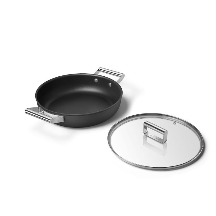 https://assets.weimgs.com/weimgs/rk/images/wcm/products/202343/0085/smeg-nonstick-deep-pan-4-qt-o.jpg