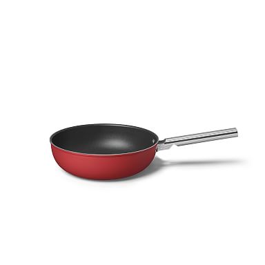 https://assets.weimgs.com/weimgs/rk/images/wcm/products/202344/0009/smeg-nonstick-wok-q.jpg