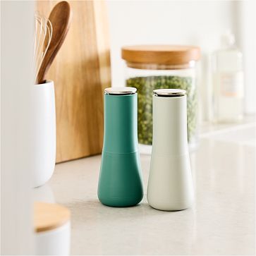 Joseph Joseph Milltop Salt & Pepper Set - Sage