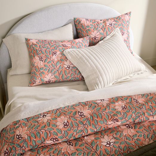 https://assets.weimgs.com/weimgs/rk/images/wcm/products/202344/0034/harmon-floral-duvet-cover-shams-c.jpg