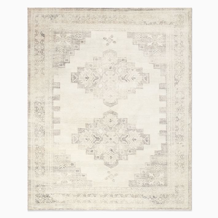 Medallion Collection Bath Rug