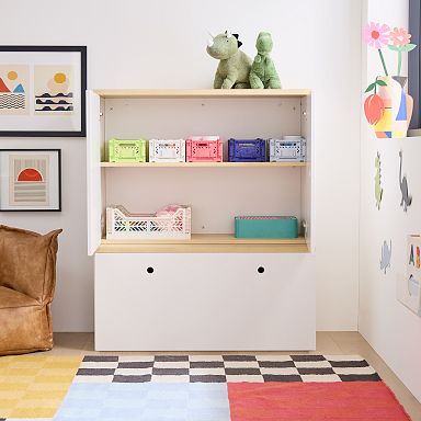 Toy storage wall clearance system