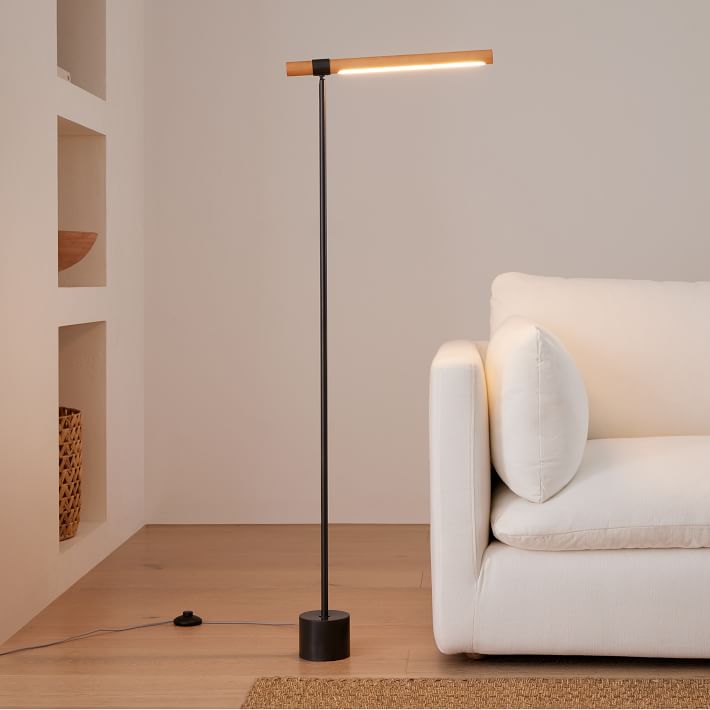 Linear Wood LED Floor Lamp (52&quot;)