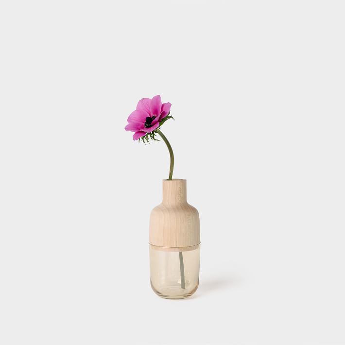 Melanie Abrantes Greta Vase