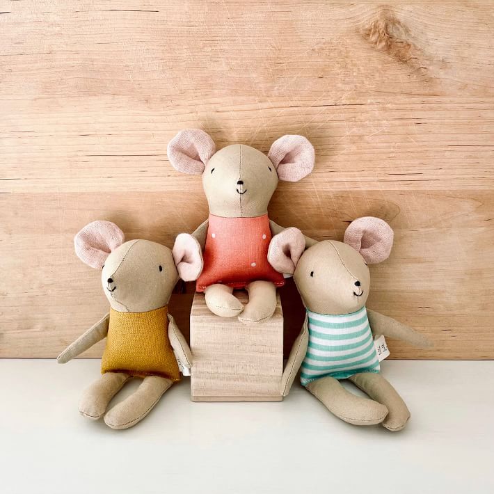 Lille Folk Shop Molly Mouse Stuffed Animal