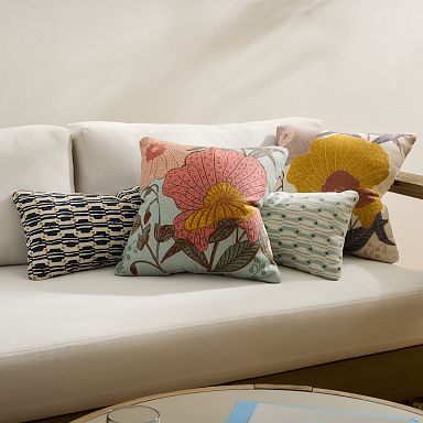 Outdoor pillows best sale west elm